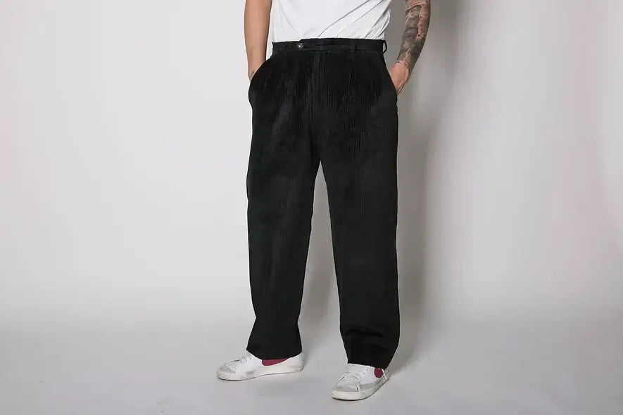 Corduroy trousers - Lux Vintage Wholesale - Italian Vintage clothing