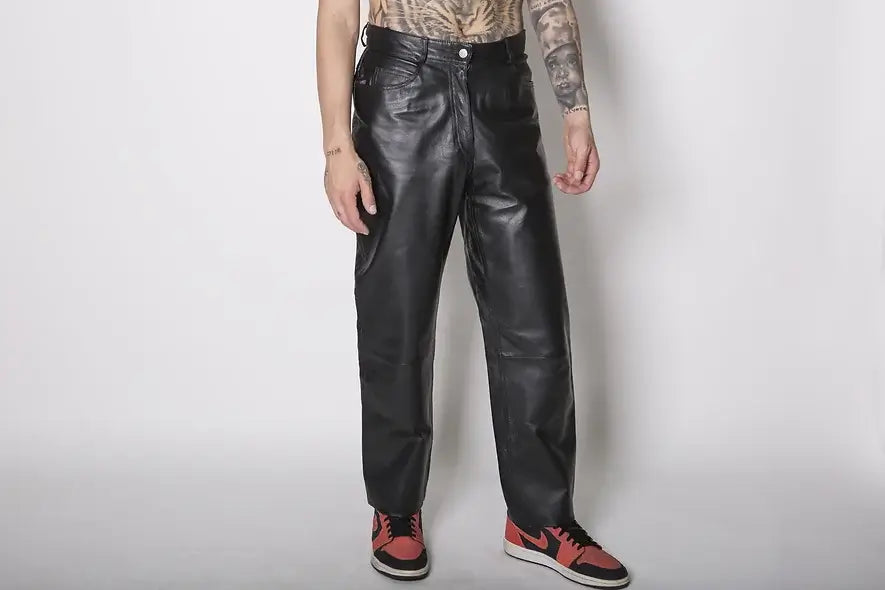 Leather trousers - Lux Vintage Wholesale - Italian Vintage clothing
