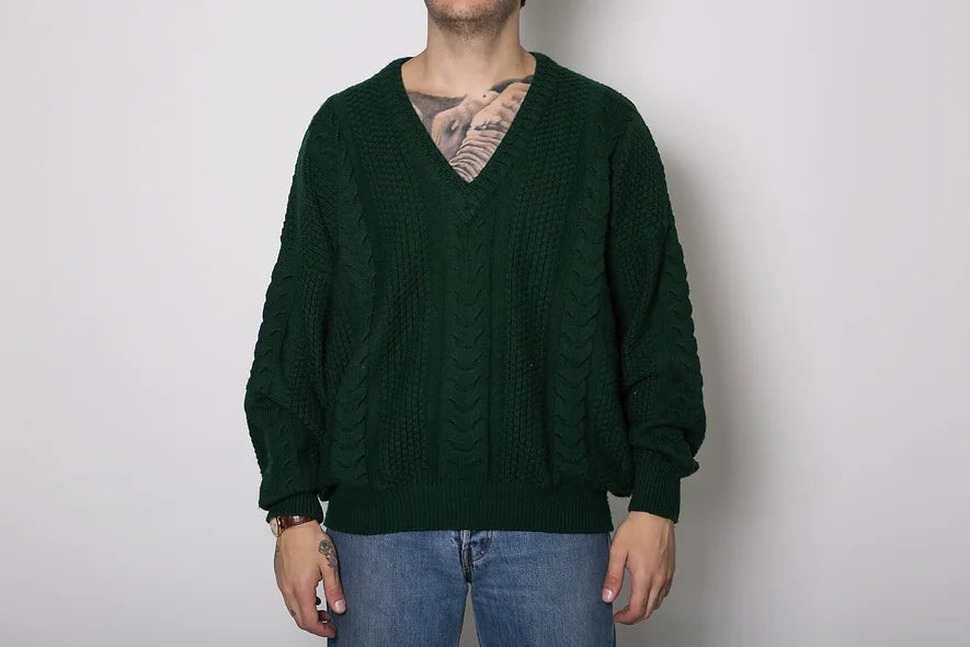 V neck jumpers