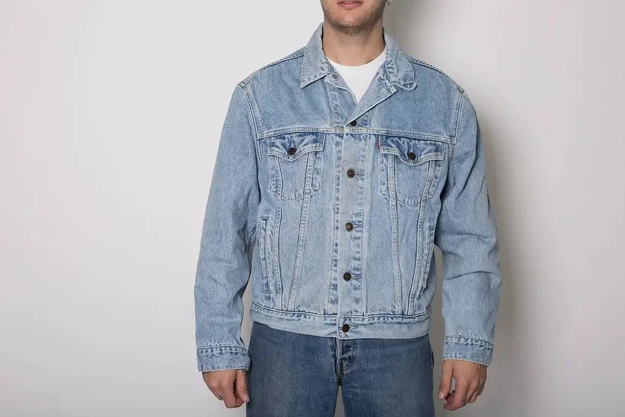 Branded denim jackets - Lux Vintage Wholesale - Italian Vintage clothing