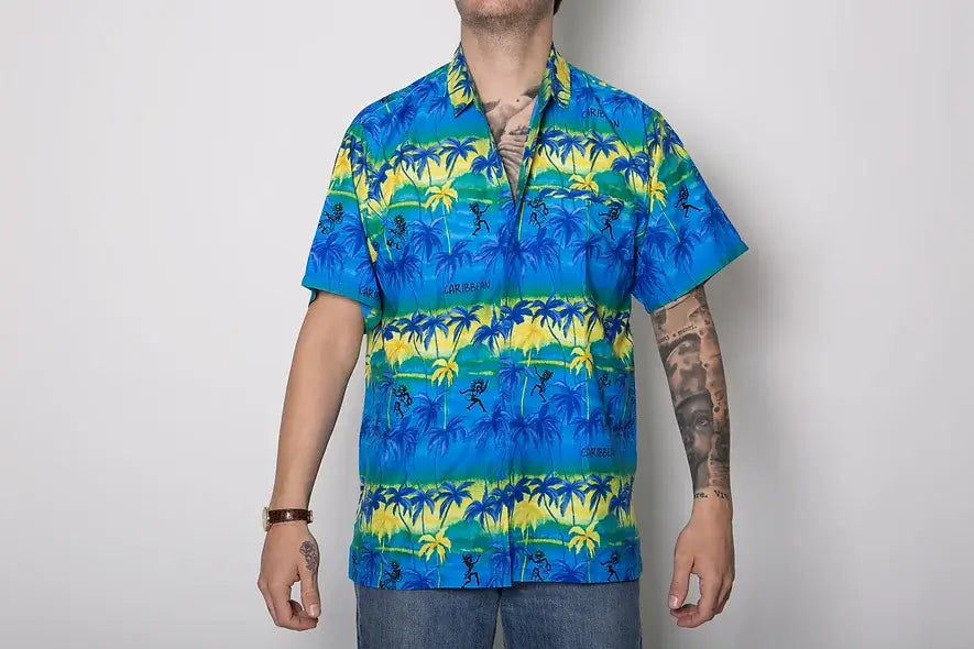 Hawaiian shirts - Lux Vintage Wholesale - Italian Vintage clothing