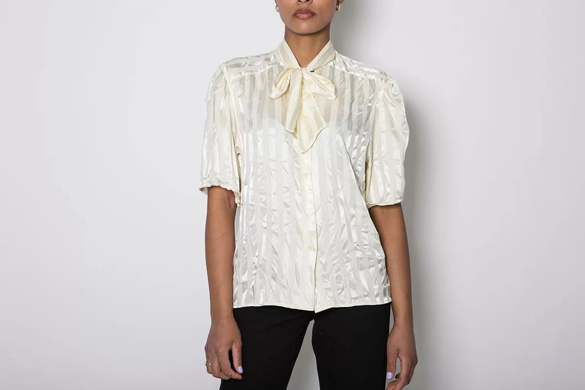 Short sleeves shirts