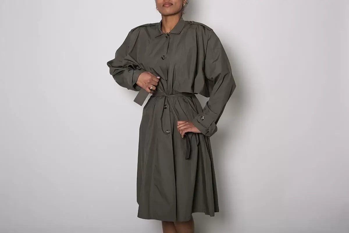 Trenchcoats - Lux Vintage Wholesale - Italian Vintage clothing