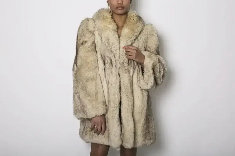 Kilo Woman Fake Furs - Lux Vintage Wholesale - Italian Vintage clothing